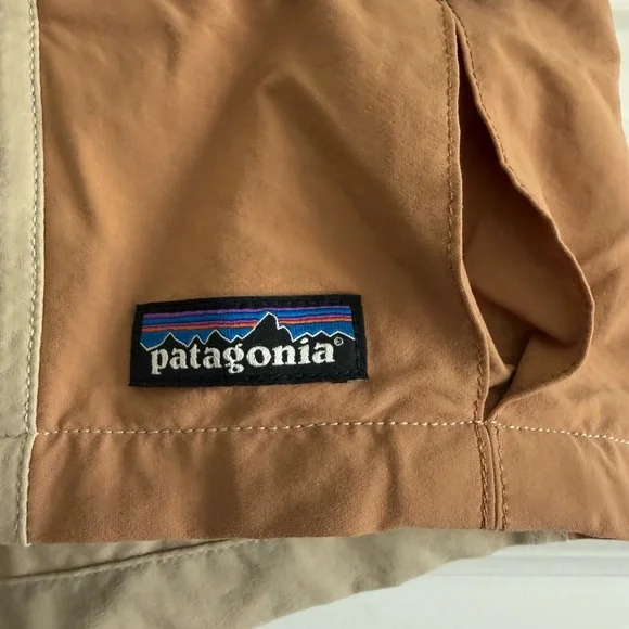 NWOT Patagonia Women's Outdoor Everyday 4" Shorts (Oar Tan) - Picture 4 of 8